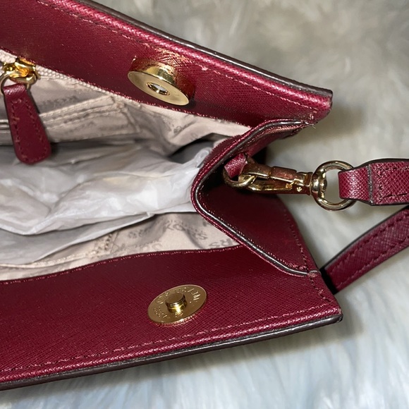 Michael Kors Clutch with strap - Picture 13 of 14